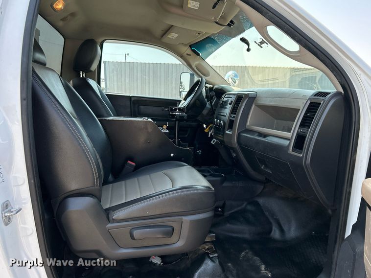 image for item KW9055 2012 Dodge Ram 5500HD bucket truck