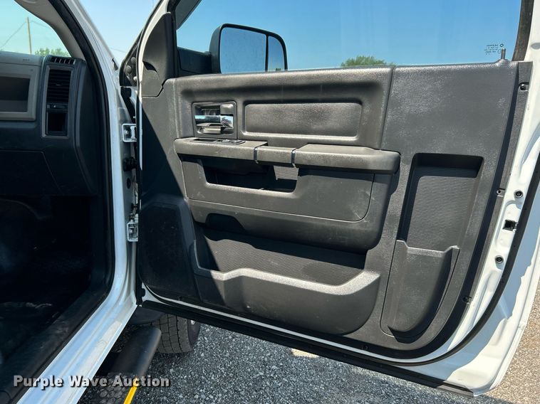 image for item KW9055 2012 Dodge Ram 5500HD bucket truck