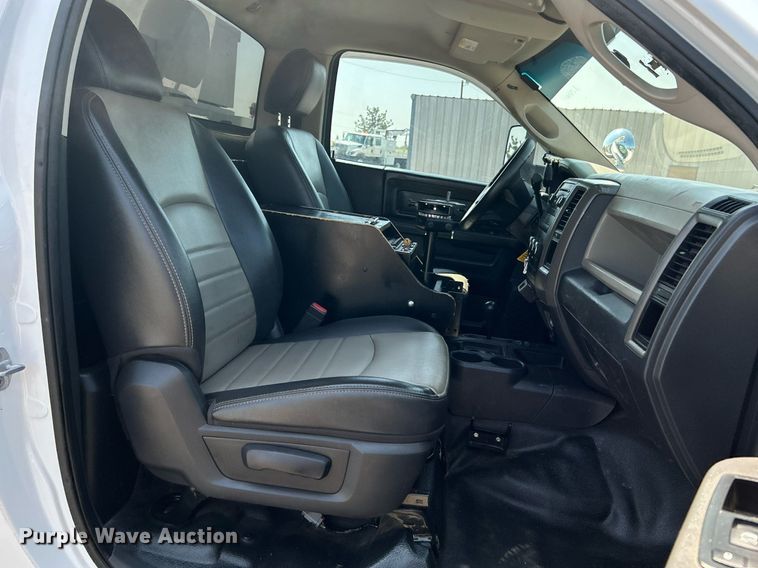 image for item KW9055 2012 Dodge Ram 5500HD bucket truck