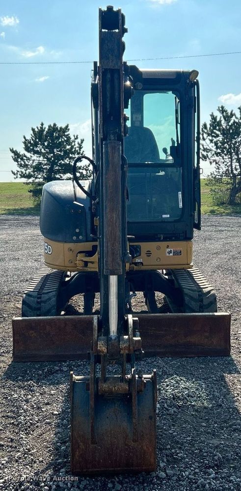 image for item KW9060 2014 John Deere 35D  mini excavator