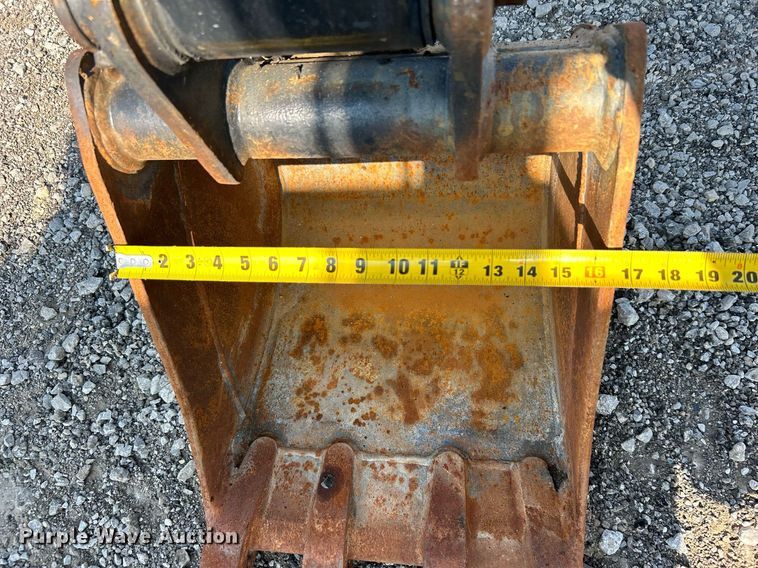 image for item KW9060 2014 John Deere 35D  mini excavator