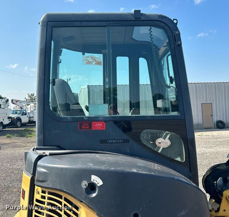 image for item KW9060 2014 John Deere 35D  mini excavator