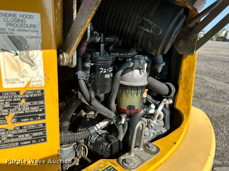 image for item KW9060 2014 John Deere 35D  mini excavator