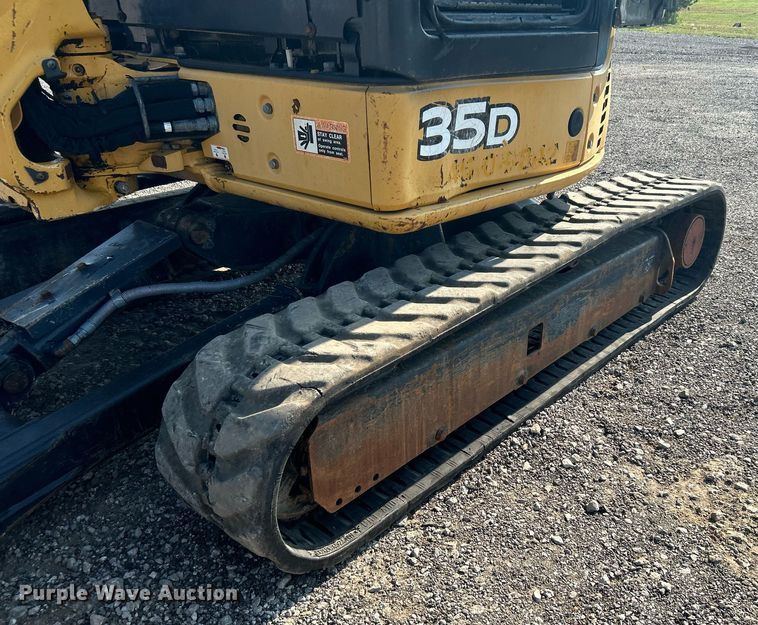 image for item KW9060 2014 John Deere 35D  mini excavator