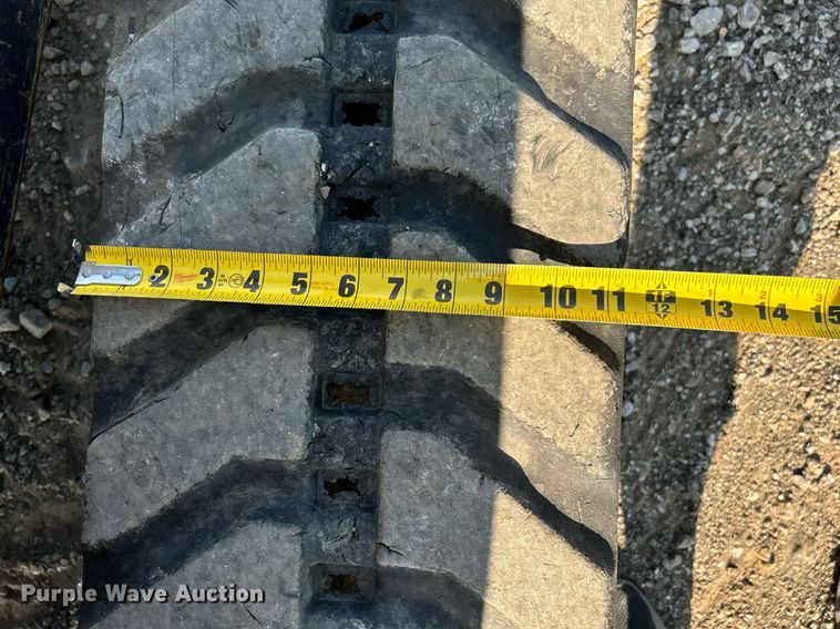 image for item KW9060 2014 John Deere 35D  mini excavator