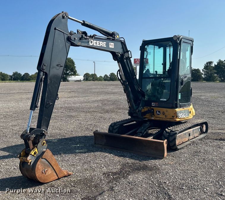 image for item KW9061 2016 John Deere 35G  mini excavator
