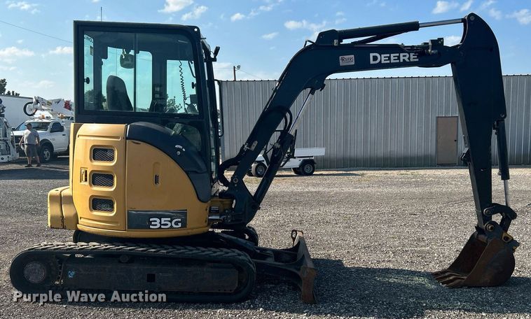 image for item KW9061 2016 John Deere 35G  mini excavator
