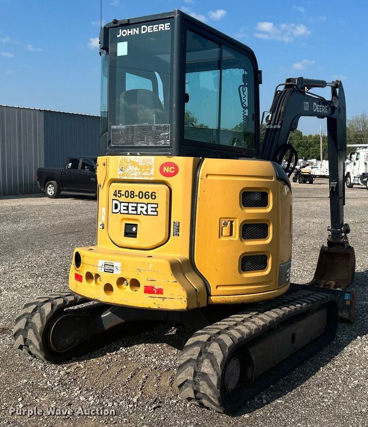 image for item KW9061 2016 John Deere 35G  mini excavator