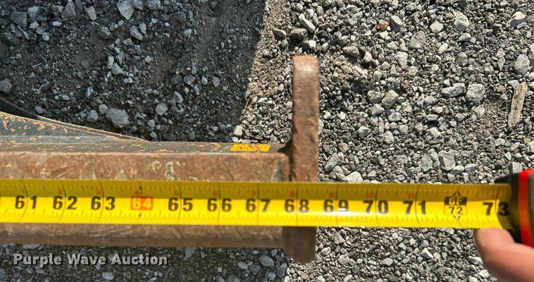 image for item KW9061 2016 John Deere 35G  mini excavator