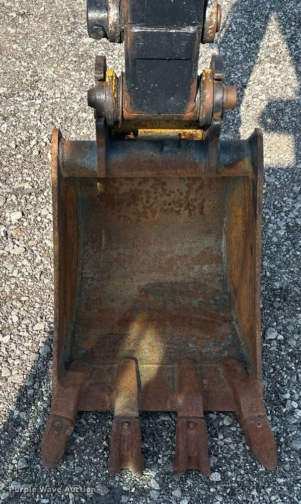 image for item KW9061 2016 John Deere 35G  mini excavator