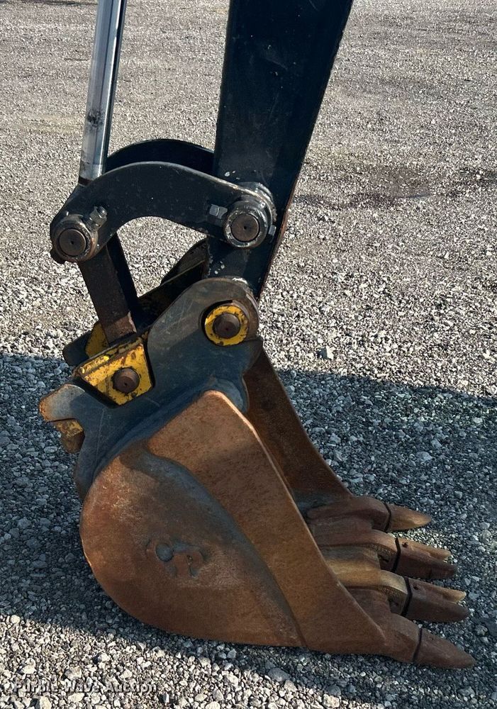 image for item KW9061 2016 John Deere 35G  mini excavator