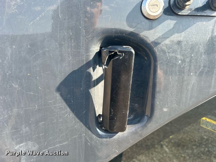 image for item KW9061 2016 John Deere 35G  mini excavator