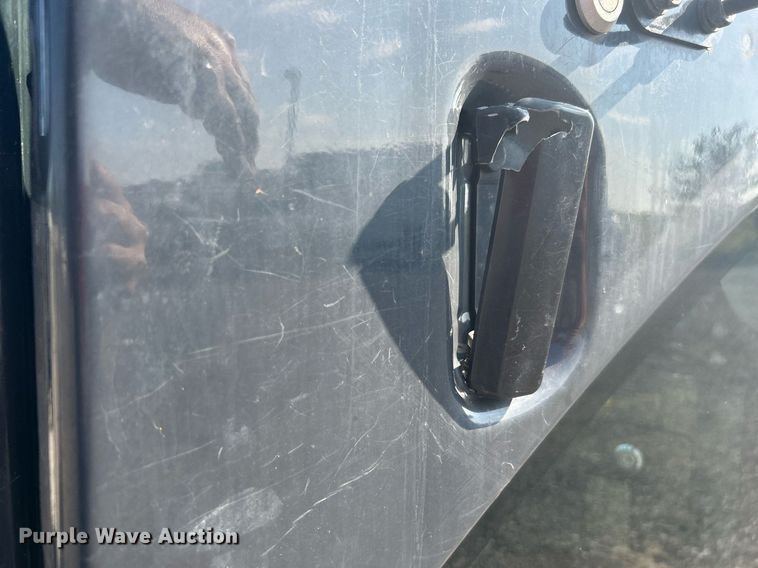 image for item KW9061 2016 John Deere 35G  mini excavator