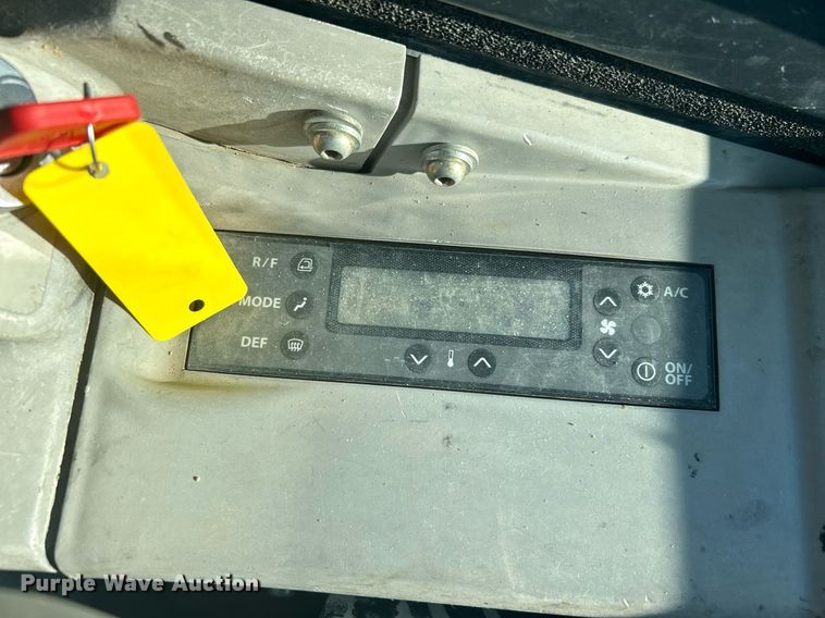 image for item KW9061 2016 John Deere 35G  mini excavator