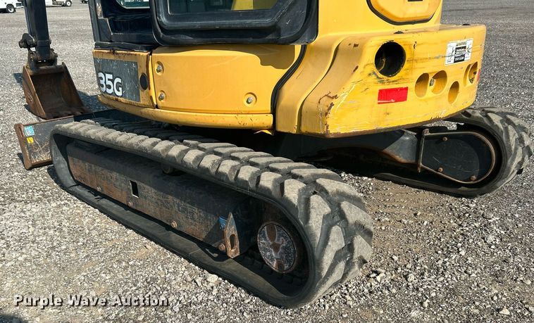 image for item KW9061 2016 John Deere 35G  mini excavator