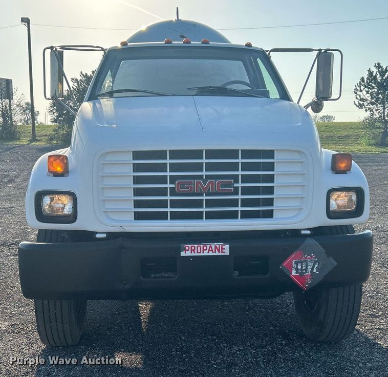 image for item KW9079 1998 GMC C7500  propane delivery truck