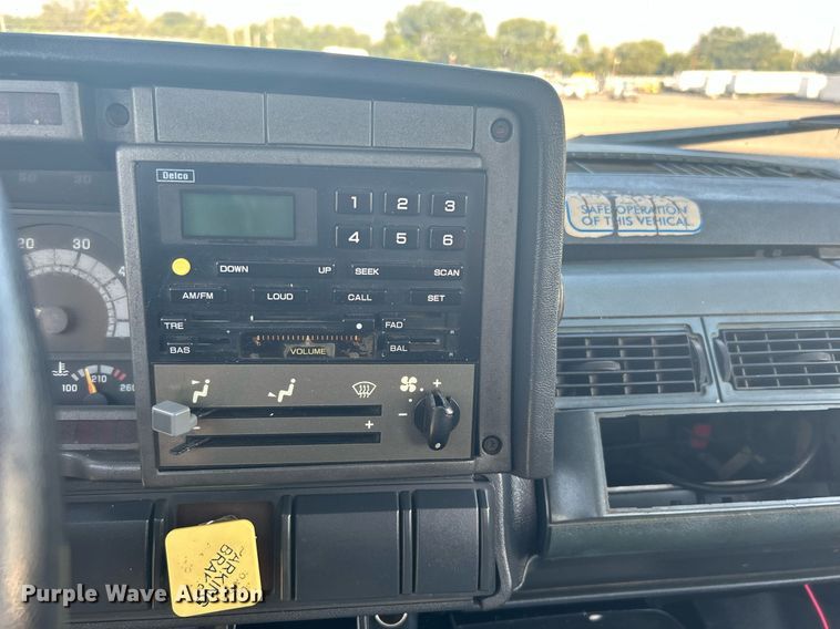 image for item KW9079 1998 GMC C7500  propane delivery truck