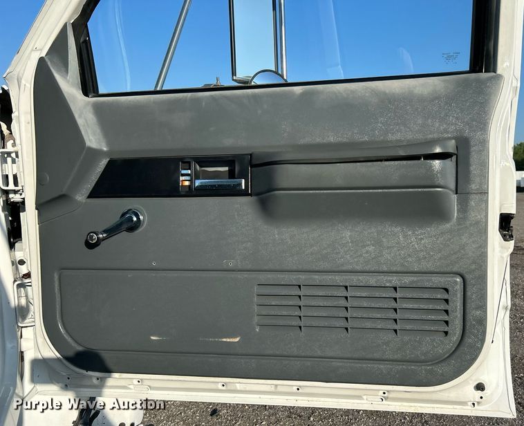 image for item KW9079 1998 GMC C7500  propane delivery truck