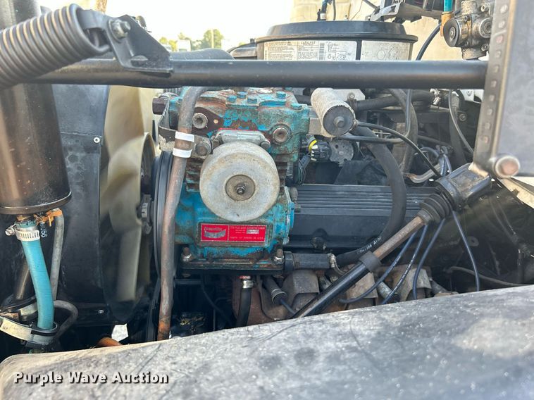 image for item KW9079 1998 GMC C7500  propane delivery truck