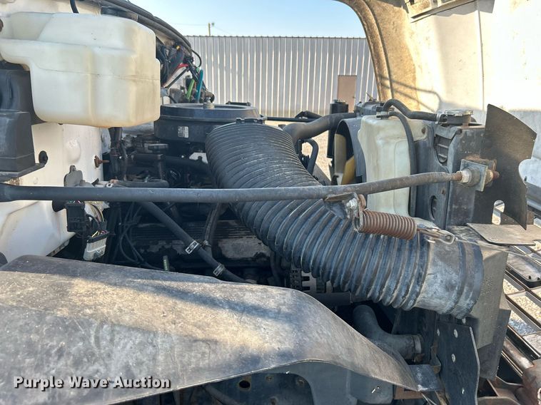 image for item KW9079 1998 GMC C7500  propane delivery truck