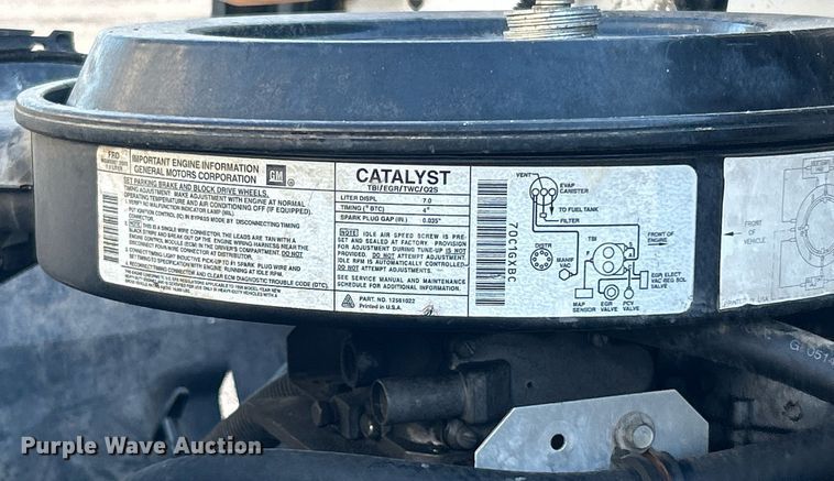 image for item KW9079 1998 GMC C7500  propane delivery truck