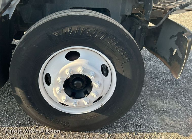 image for item KW9079 1998 GMC C7500  propane delivery truck