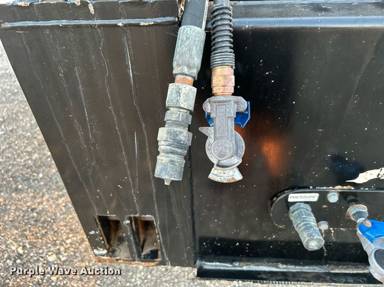 image for item KW9082 2007 Trail King TK13OHDG-533  lowboy equipment trailer