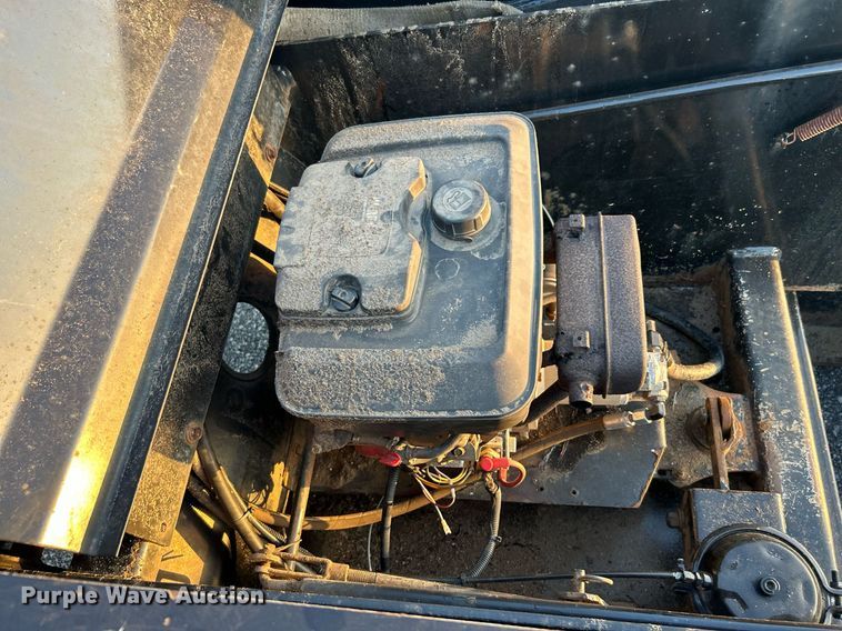 image for item KW9082 2007 Trail King TK13OHDG-533  lowboy equipment trailer