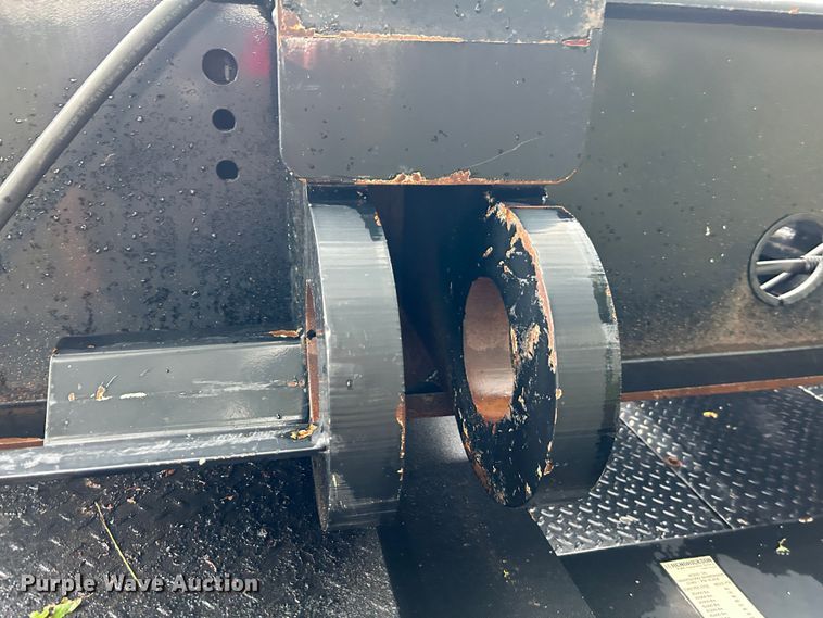 image for item KW9082 2007 Trail King TK13OHDG-533  lowboy equipment trailer