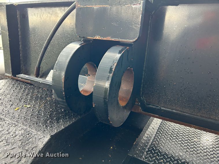 image for item KW9082 2007 Trail King TK13OHDG-533  lowboy equipment trailer