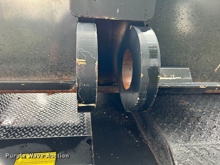 image for item KW9082 2007 Trail King TK13OHDG-533  lowboy equipment trailer