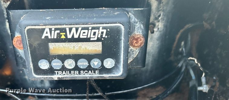 image for item KW9082 2007 Trail King TK13OHDG-533  lowboy equipment trailer