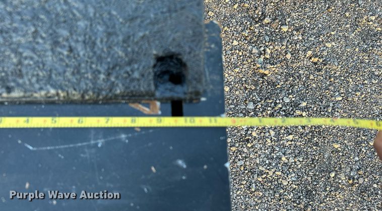 image for item KW9082 2007 Trail King TK13OHDG-533  lowboy equipment trailer