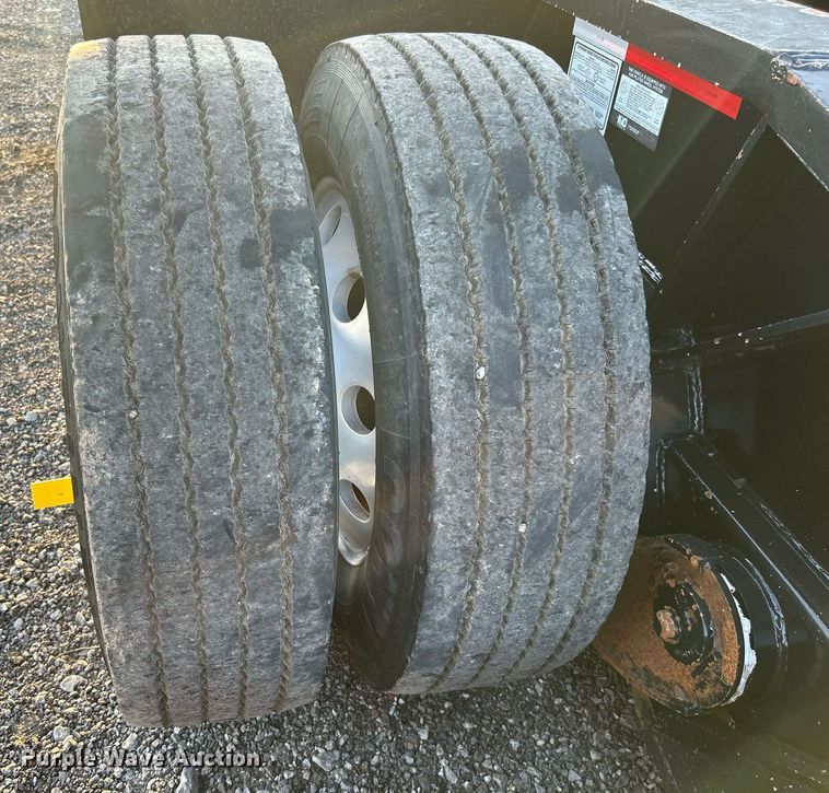 image for item KW9082 2007 Trail King TK13OHDG-533  lowboy equipment trailer