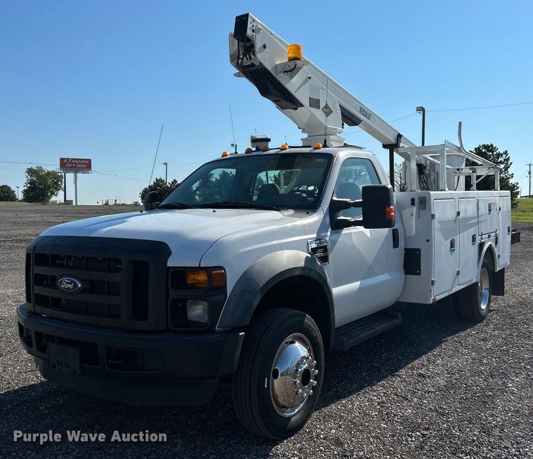 image for item KW9091 2010 Ford F450 Super Duty XL  bucket truck