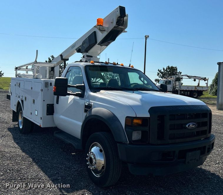 image for item KW9091 2010 Ford F450 Super Duty XL  bucket truck