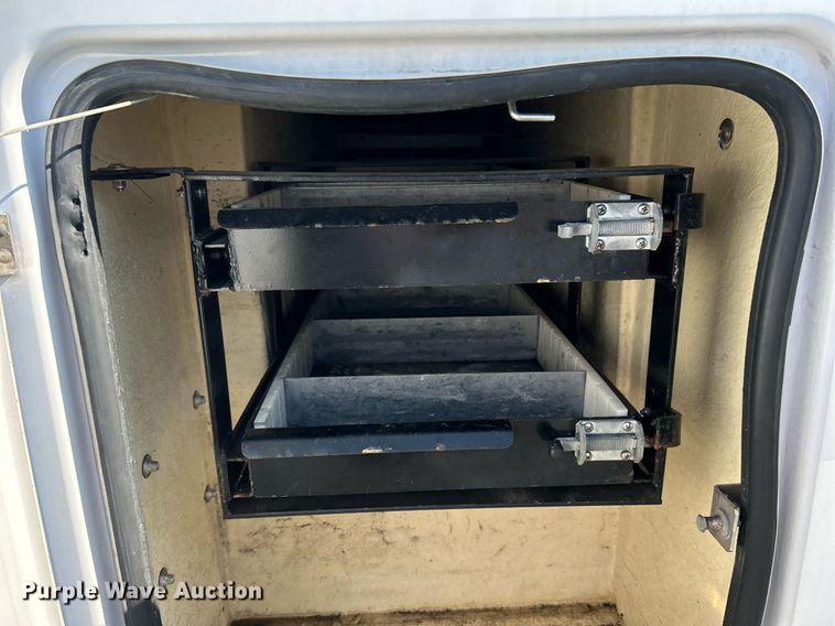 image for item KW9091 2010 Ford F450 Super Duty XL  bucket truck