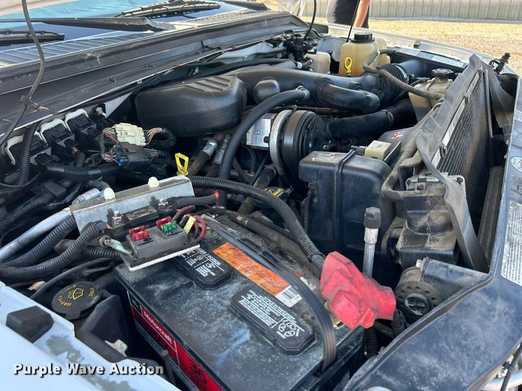 image for item KW9091 2010 Ford F450 Super Duty XL  bucket truck