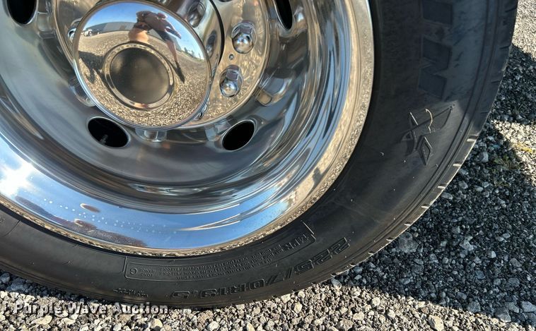 image for item KW9091 2010 Ford F450 Super Duty XL  bucket truck