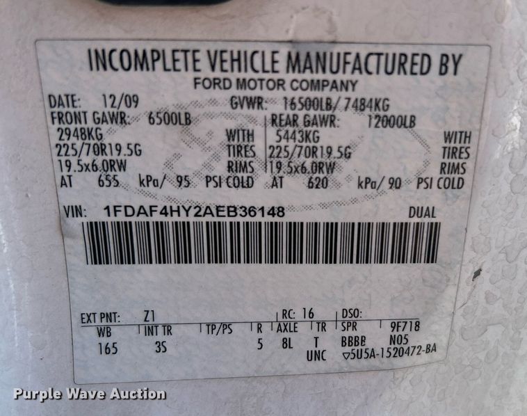 image for item KW9091 2010 Ford F450 Super Duty XL  bucket truck