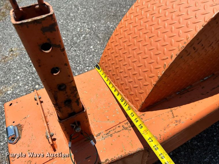 image for item KW9153 1999 Butler Trailer Mfg HCT-120-WL  reel trailer