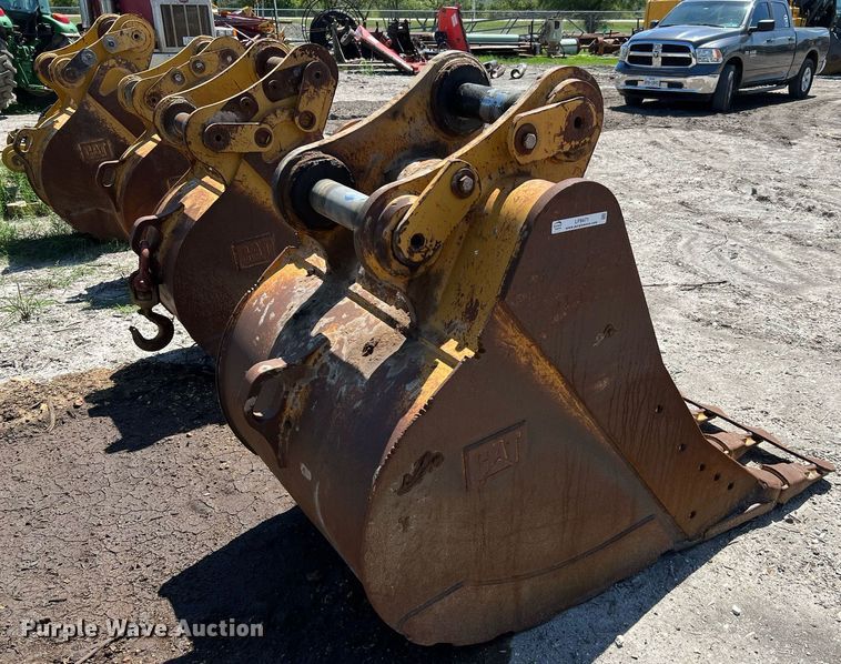 image for item LF9471 Caterpillar  excavator bucket