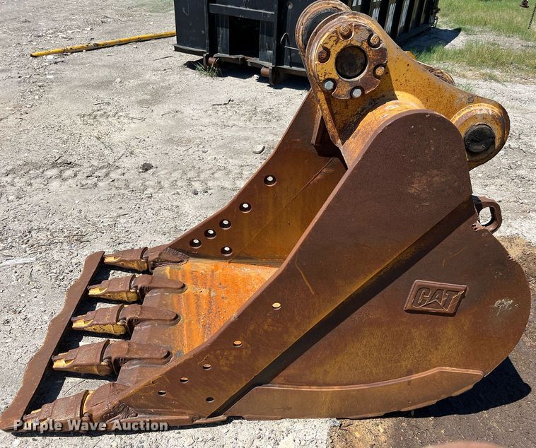 image for item LF9471 Caterpillar  excavator bucket