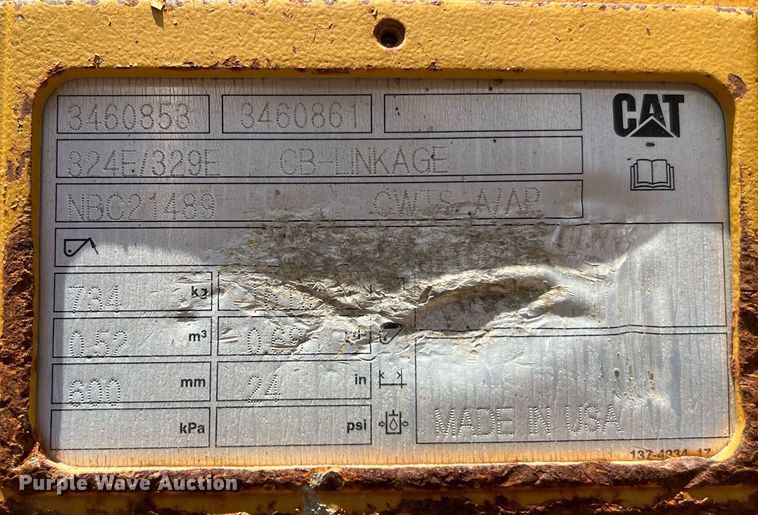 image for item LF9472 (2) Caterpillar excavator buckets