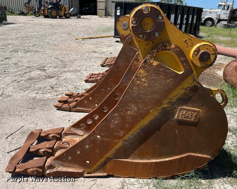 image for item LF9473 Caterpillar  excavator bucket