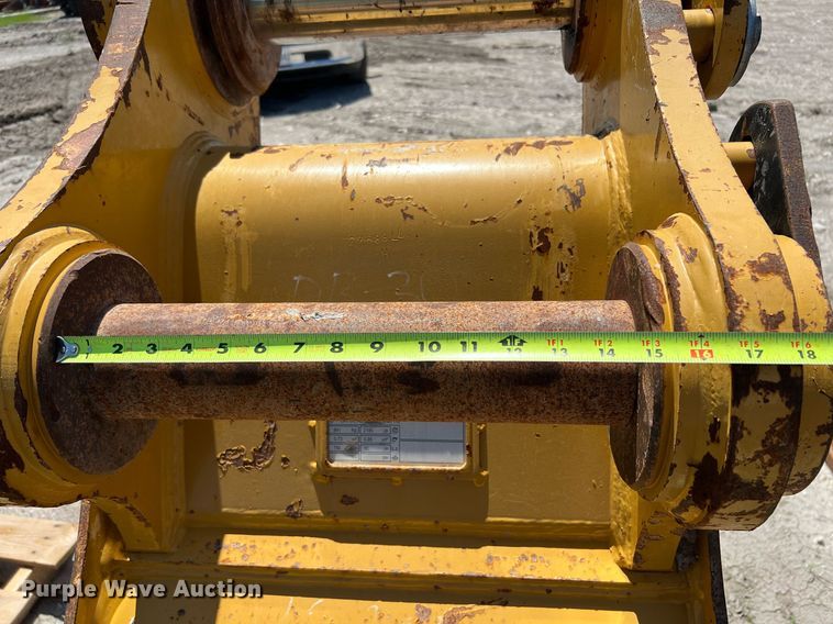 image for item LF9473 Caterpillar  excavator bucket