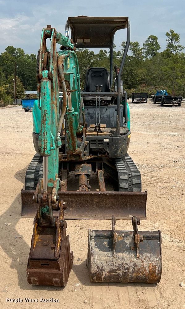 image for item LF9477 2015 IHI 25VX3  mini excavator