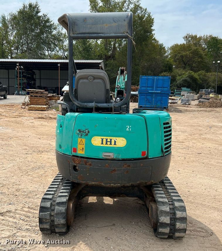 image for item LF9477 2015 IHI 25VX3  mini excavator