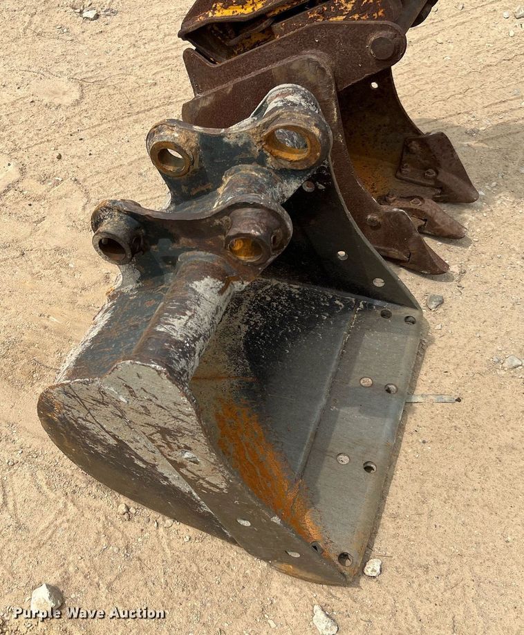 image for item LF9477 2015 IHI 25VX3  mini excavator