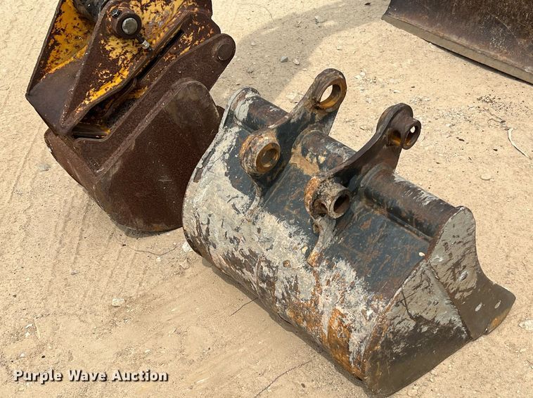 image for item LF9477 2015 IHI 25VX3  mini excavator